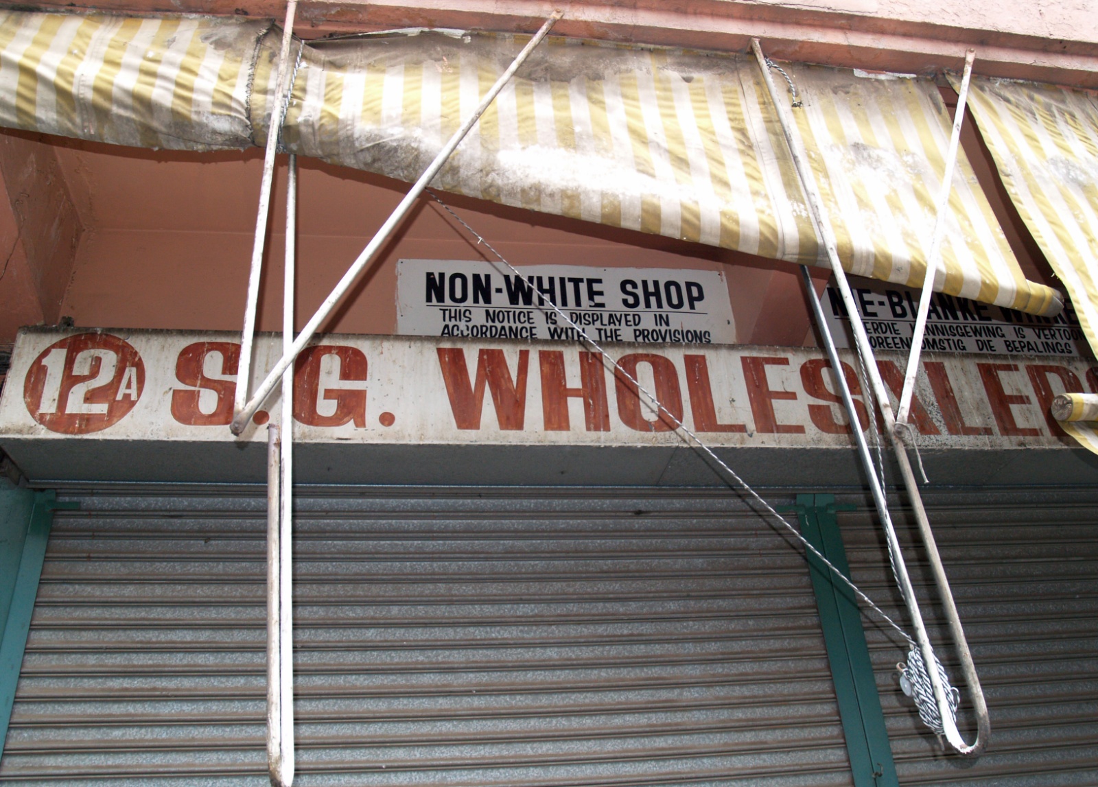 Johanesburg Non-white shop